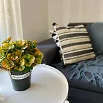 Apartmán Ultra-central Cozy Flat, Quiet Pedestrian Lane