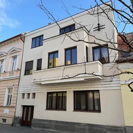 Ultra-central Cozy Flat, Quiet Pedestrian Lane Apartmán *