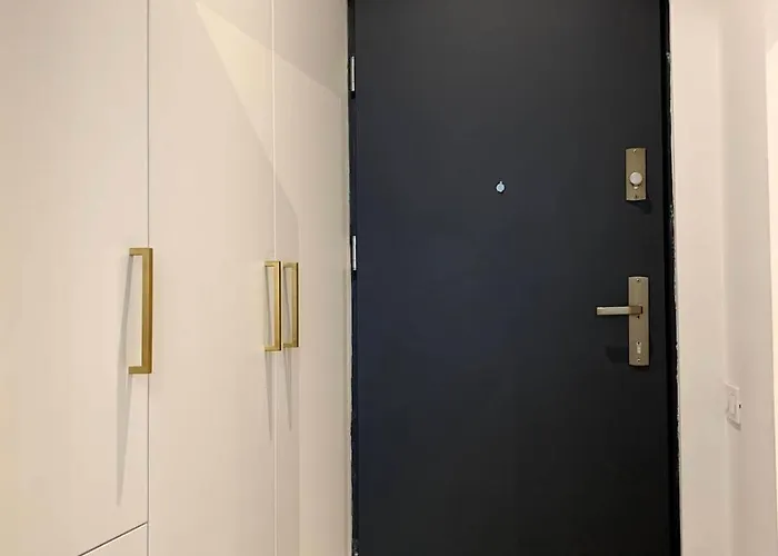 Ultra-central Cozy Flat, Quiet Pedestrian Lane Kolozsvár